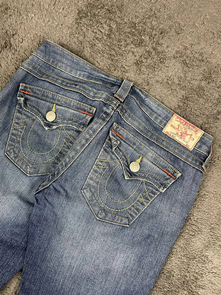 True Religion Flared Low Waist Jeans Size M *NEW*