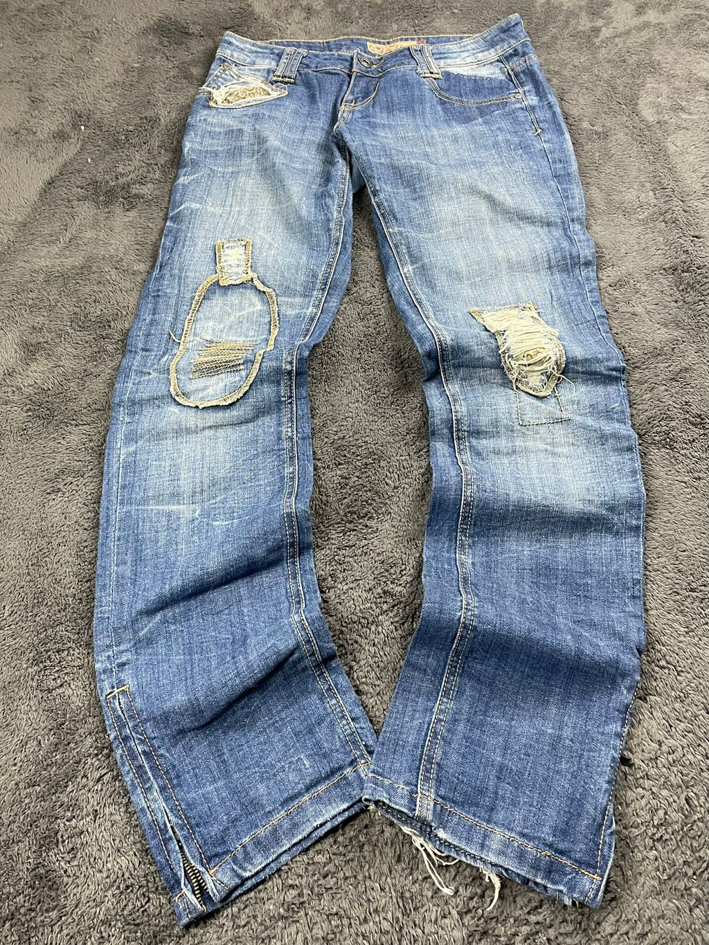 Fishbone slim fit jeans size S