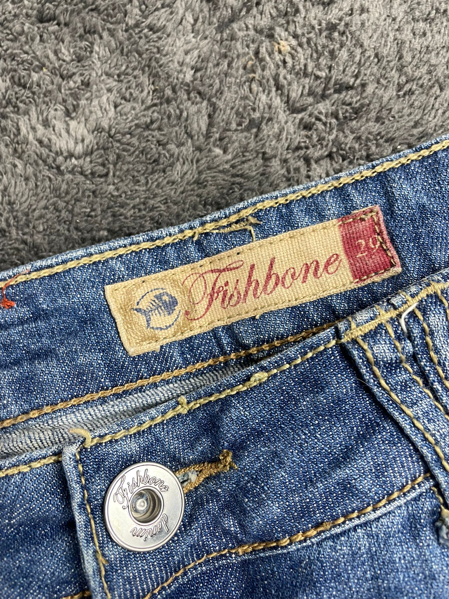 Fishbone slim fit jeans size S
